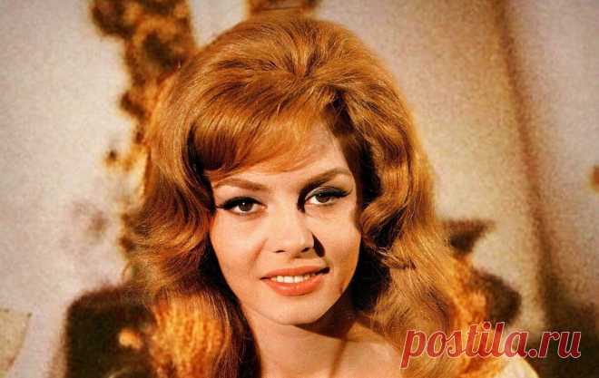 Я не Анжелика: сломанная судьба Мишель Мерсье, для которой роль «Маркизы ангелов» стала роковой
Роль Анжелики в историческом сериале по мотивам книг Анны и Сержа Голон принесла актрисе Мишель Мерсье мировую известность. В нее поголовно влюблялись мужчины. А девушки мечтали быть похожей на роковую Маркизу ангелов. Казалось, что популярность и неземная красота Мишель станут гарантией счастливой...
Читай пост далее на сайте. Жми ⏫ссылку выше