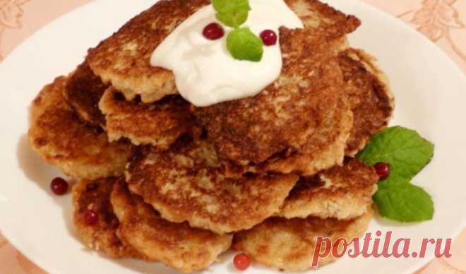Оладьи из овсяных хлопьев и творога — Вкусно дома!