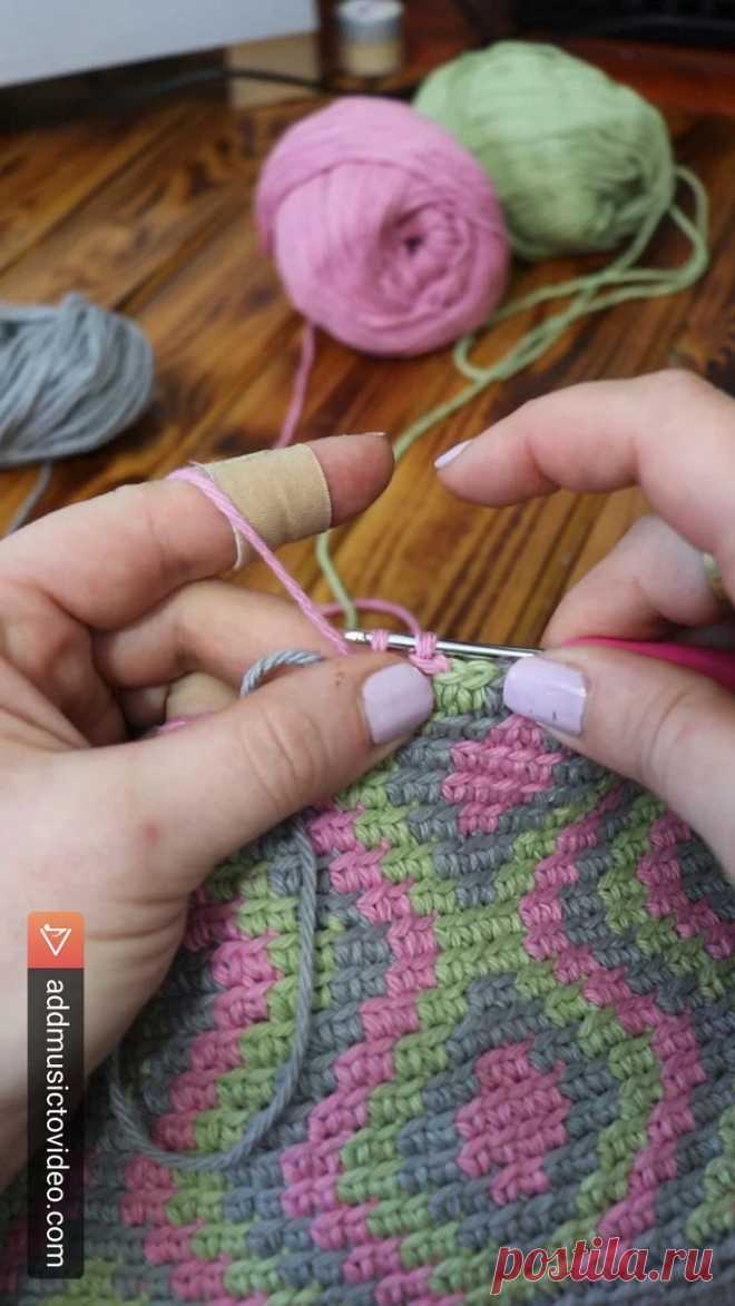 22 ม.ค. 2020 - Working on a new design! Please have a look at my Instagram for more tapestry projects. Enjoy!