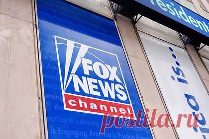 Семья погибшей на Украине журналистки подала в суд на Fox News. Семья погибшей на Украине журналистки Александры Кувшиновой подала в суд на канал Fox News. «Семья Кувшиновой подала иск о насильственной смерти против Fox News. В иске содержатся обвинения в мошенничестве и клевете», — сообщается в материале. В качестве ответчика в иске также указан владелец телеканала Руперт Мердок.