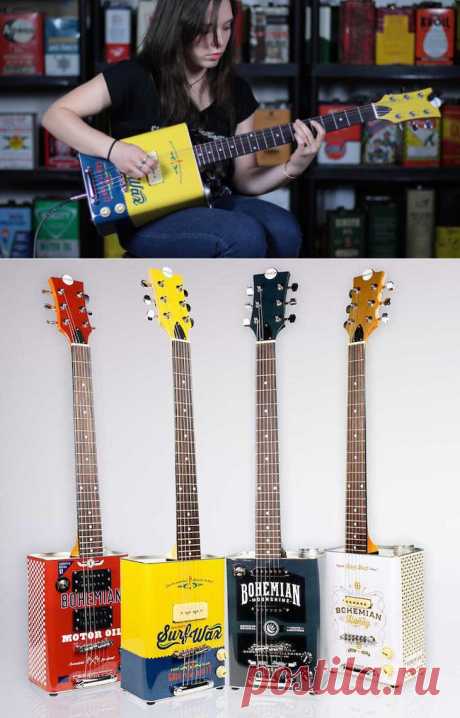 Электрическая гитара из металлолома