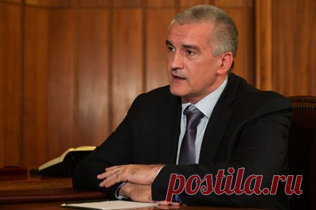 В Крыму сообщили о срабатывании систем ПВО над Симферополем. Глава Крыма Сергей Аксенов сообщил, что над Симферополем сработала система противовоздушной обороны. «Над Симферополем отработала система ПВО. Все службы работают в штатном режиме. Прошу всех сохранять спокойствие и доверять только официальной информации», — заявил он. В городе были слышны громкие звуки.
