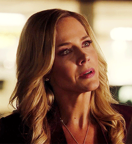 Джули Бенц (Julie Benz)
- 1 мая, 1972
