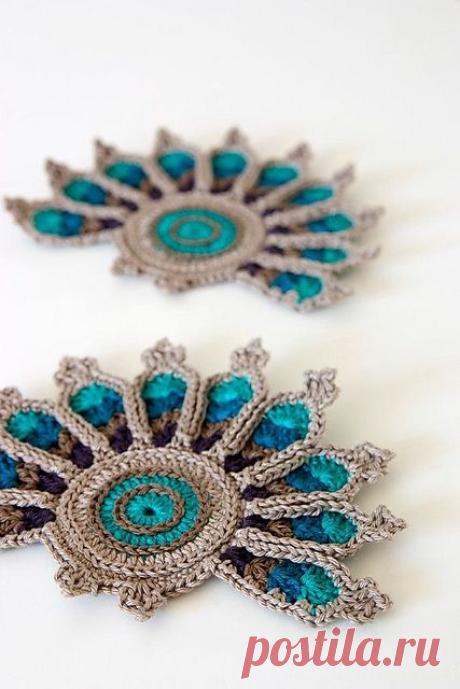 Ravelry: Crochet Peacock Tail Feather Coaster or Applique pattern by Christa Veenstra