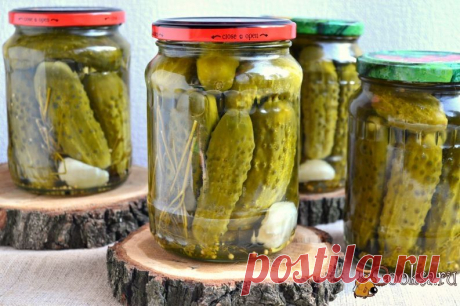Маринованные корнишоны.