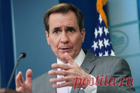 В Белом доме произошла перепалка при обсуждении действий США на Ближнем Востоке. Координатор по стратегическим коммуникациям в Совете национальной безопасности Белого дома Джон Кирби устроил перепалку с журналистом телеканала Al Jazeera Кимберли Халкетт в ходе брифинга. По информации Fox News, конфликт произошел в процессе обсуждения действий США на Ближнем Востоке.