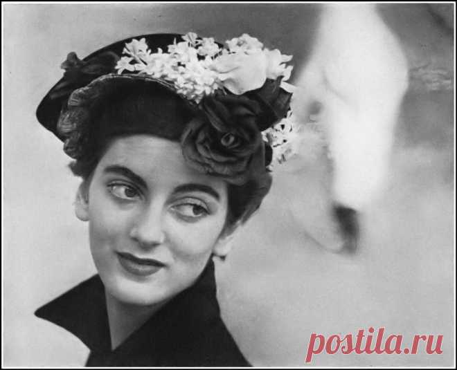 Carmen Dell' Orefice photo by Frances McLaughlin, Vogue, March 15m 1949