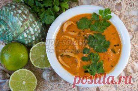 Томатный суп с кокосовым молоком и кальмарами. Рецепт с пошаговыми фото