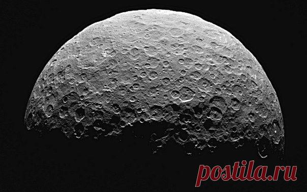 Зонд Dawn после сбоя приступает к изучению карликовой планеты Церера / Интересный космос