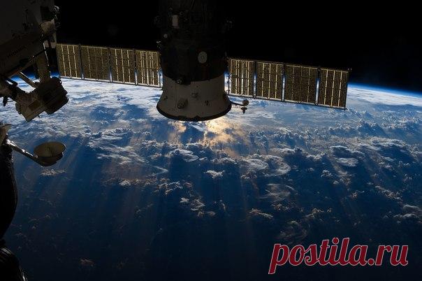 Новый финансовый законопроект ускорит разработку космического жилого модуля / Интересный космос