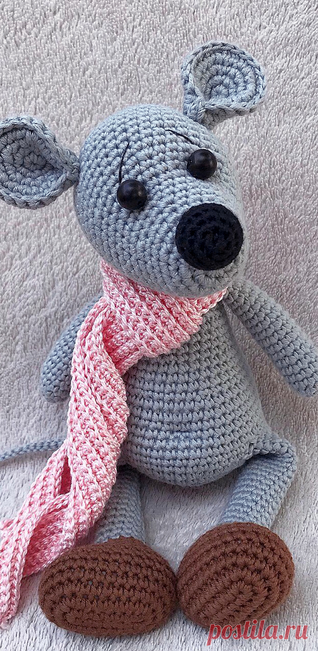 PDF Мышка крючком. FREE crochet pattern; Аmigurumi doll patterns. Амигуруми схемы и описания на русском. Вязаные игрушки и поделки своими руками #amimore - Мышь, мышка, мышонок, крыса.