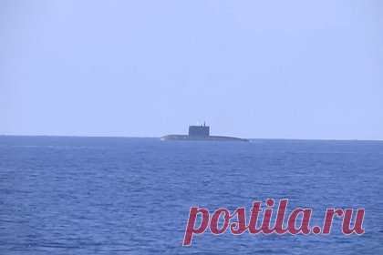 На Ближний Восток прибыла подводная лодка США. В США заявили. что стратегическая атомная подводная лодка США класса «Огайо» прибыла на Ближний Восток. «Подводная лодка класса "Огайо" прибыла в зону ответственности Центрального командования США», — указалb эксперты. Ранее стало известно, что Украина и Израиль могут начать соперничество за получение оружия от США.