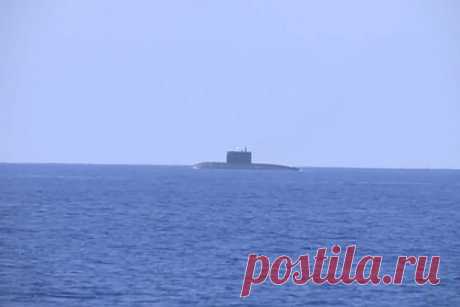 На Ближний Восток прибыла подводная лодка США. В США заявили. что стратегическая атомная подводная лодка США класса «Огайо» прибыла на Ближний Восток. «Подводная лодка класса &quot;Огайо&quot; прибыла в зону ответственности Центрального командования США», — указалb эксперты. Ранее стало известно, что Украина и Израиль могут начать соперничество за получение оружия от США.