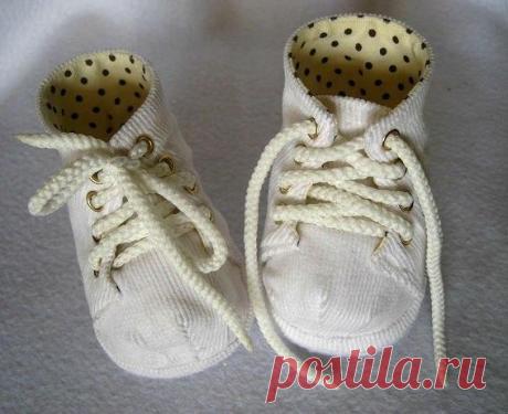 Ботинки для игрушек. Шьем сами.