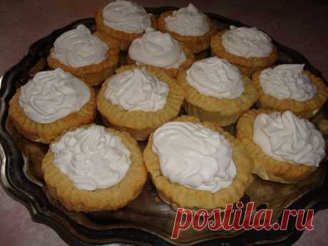 Пирожное "Корзиночка" с белковым заварным кремом - Простые рецепты Овкусе.ру