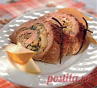 Рулет из свинины с грушами и сыром, второе блюдо. Пошаговый рецепт с фото на Gastronom.ru