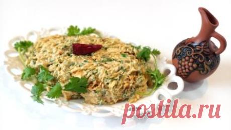 Салат из кабачков - шедевр грузинской кухни - Грузинская Кухня от Софии То, что кабачок очень вкусный, универсальный овощ, наверно уж, не новость. А знаете ли вы о таких его свойствах? Например, кабачок – отличное мочегонное, причем, независимо от способа его приготовления.