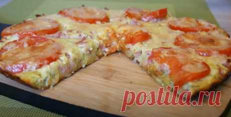 Летом часто делаю пиццу без муки и дрожжей.Так вкусно, что о классической забыли