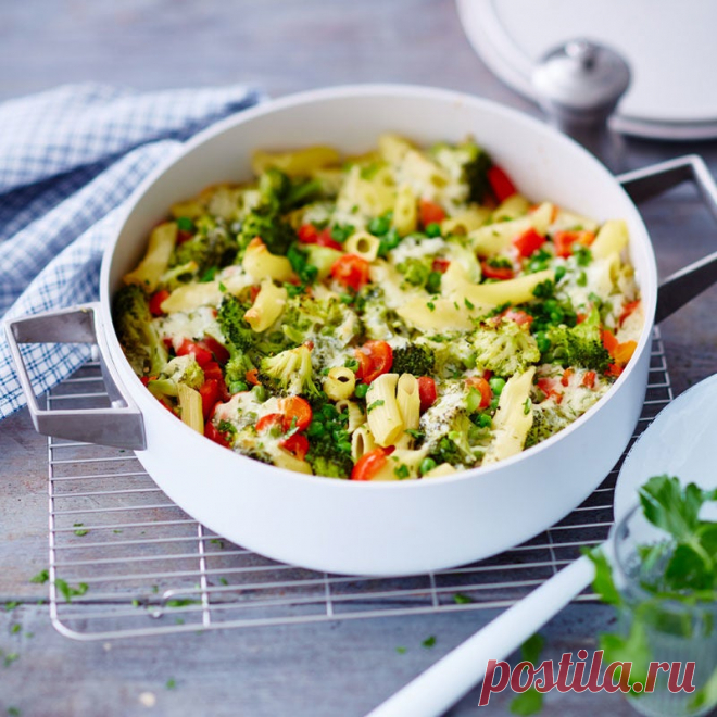 Penne-Gemüse-Auflauf Rezept | WW Deutschland Koche jetzt Penne-Gemüse-Auflauf in 30 und entdecke zahlreiche weitere Weight Watchers Rezepte.