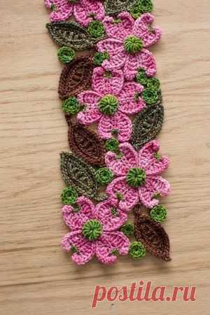 Dogwood Scarf Crochet-along - Interweave