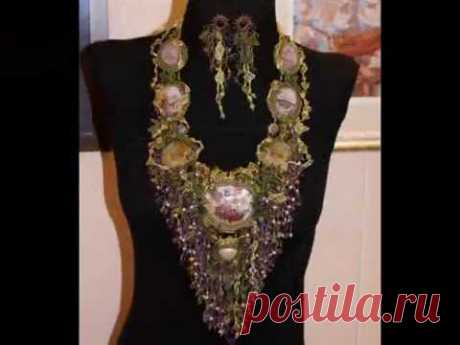 Beaded Jewelry exhibition in Paris