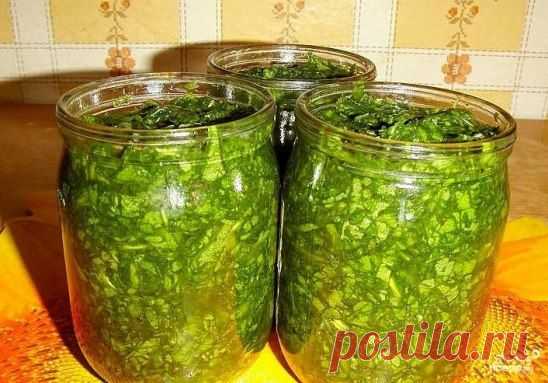 Щавель консервированный
С помощью консервированного щавеля вы быстро и просто приготовите многие блюда. Не знаете, как консервировать щавель? Намного проще, чем любые другие овощи или зелень! Рассказываю, как.
