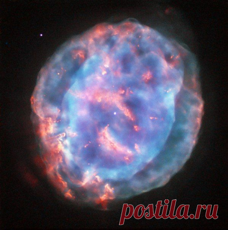 Хаббл поймал планетарную туманность NGC 6818 / Интересный космос