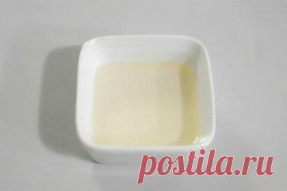 Названы дешевые способы спасти жилье от плесени. Удалить застарелую плесень в доме или квартире поможет уксус с содой, заявила эксперт Ирина Лялина. Он отметила, что в борьбе с грибами хорошо помогает хлор, однако есть более экологичные методы, в том числе смесь уксуса и соды. Помимо этого можно использовать ряд эфирных масел.