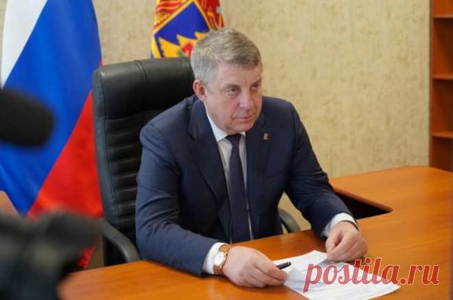 ВСУ обстреляли село Петрова Гута в Брянской области. Александр Богомаз уточнил, что в ходе обстрела никто не пострадал.