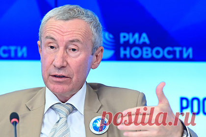США обвинили в распространении наркотиков из Афганистана. За 20 лет нахождения американцев в Афганистане ситуация с наркотиками в стране только усугубилась, заявил сенатор Андрей Климов. Он обвинил политику США в росте производства и распространения наркотических веществ и уточнил, что «98 процентов героина по всему мира распространяется из Афганистана».