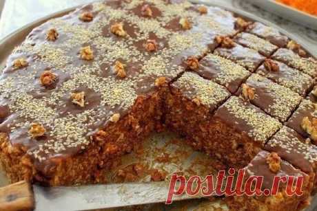 Муравейник с орехами