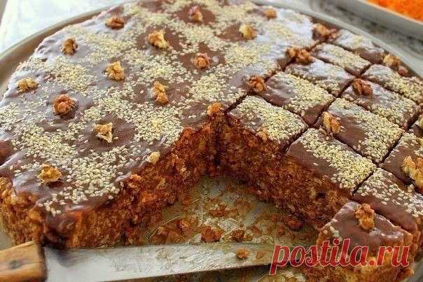 Муравейник с орехами