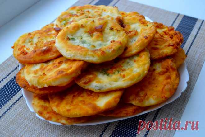 Моему рецепту уже много лет, а я по-прежнему не перестаю готовить эти вкуснейшие лепешки. | Елена/НедОсолила | Яндекс Дзен