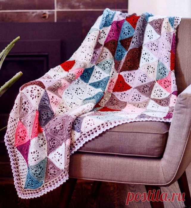 Плед из треугольных мотивов крючком