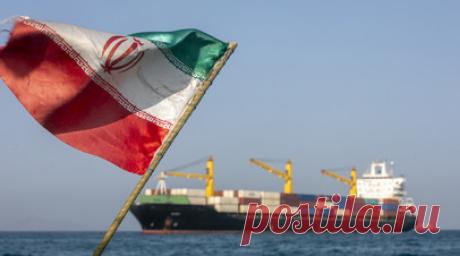 Удары по авиабазам США и закрытие Ормузского пролива: как развивается ситуация на Ближнем Востоке. Минувшей ночью Тегеран осуществил масштабную атаку на американские военные объекты в странах Ближнего Востока: нанесены удары по авиабазам в Кувейте, Бахрейне, Иордании и Ираке, поражены в том числе места хранения F-35, F-15 и F-16. Одновременно США сообщили о новых ударах по территории Ирана, а исламская республика в ответ заявила о закрытии Ормузского пролива. Тегеран предупредил об атаке на…