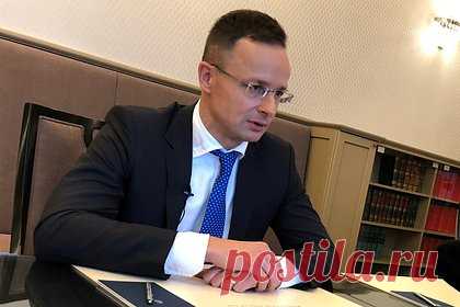 Венгрия назвала условие для разрешения созыва комиссии Украина — НАТО. Власти Венгрии не допустят созыва комиссии Украина — НАТО до тех пор, пока права этнических венгров в Закарпатье не будут восстановлены. Об этом заявил глава венгерского МИД Петер Сийярто. Он напомнил, что Будапешт озвучил свою позицию по этому вопросу еще много лет назад.