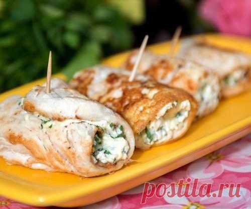 Бризоль из курицы с творогом, чесноком и свежей зеленью: улетное блюдо, влюбляешься с первого кусочка! Такое блюдо можно даже тем, кто на диете!