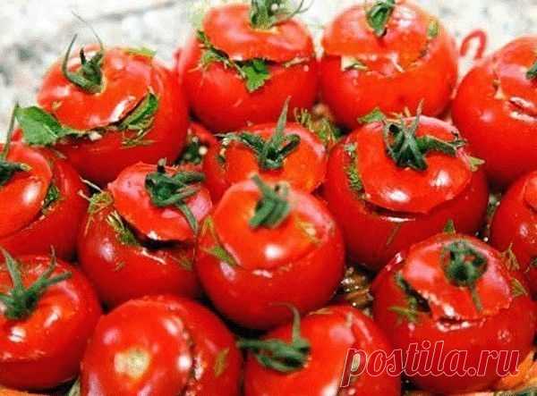 Малосольные помидоры по-армянски (с чесноком)