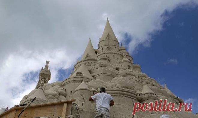 Фотогалерея: В Флориде построили самый высокий в мире замок из песка - Новости Mail.Ru