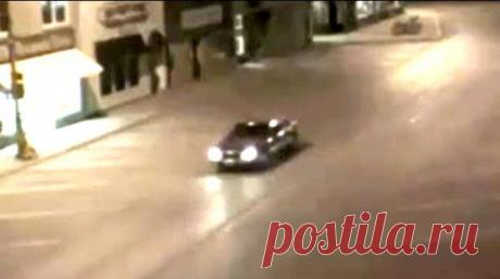 АВТОМОБИЛЬ ВНЕЗАПНО ИСЧЕЗ НА ДОРОГЕ. ПОХИЩЕНИЕ НЛО? | ТАЙНЫ ВСЕЛЕННОЙ