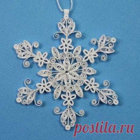 Снежинки в технике квиллинг — Сделай сам, идеи для творчества - DIY Ideas