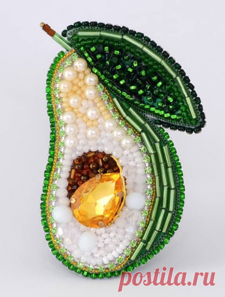 Брошь "Авокадо"
📏 Размер 50х70 мм