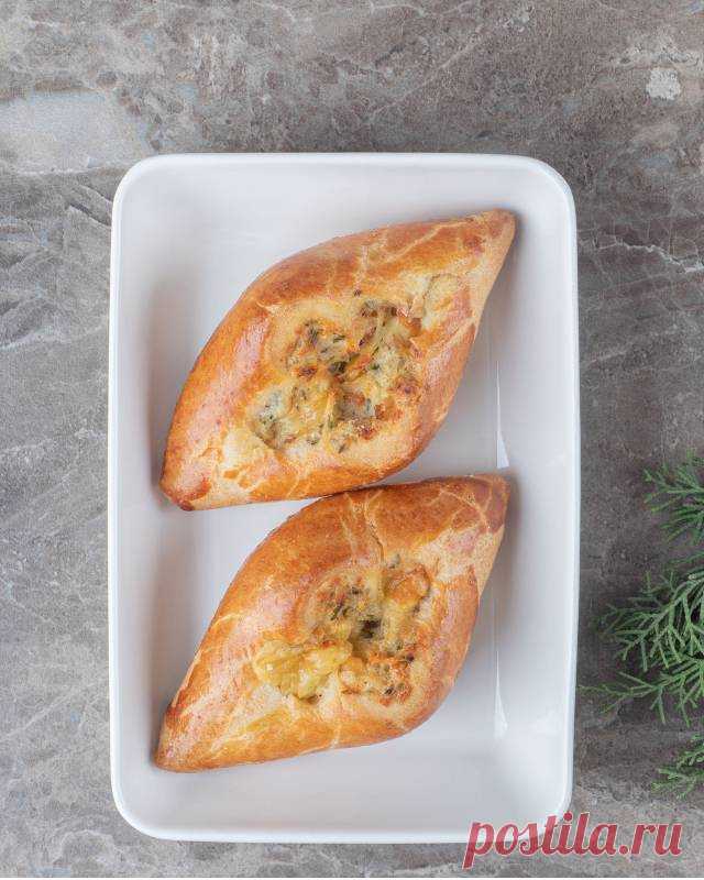 Рецепт приготовления расстегаев с куриным мясом по старинному рецепту — Домашняя кулинария