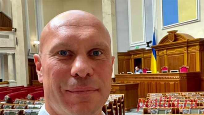 На Украине подтвердили убийство Ильи Кивы. Спикер ГУР МО (Главного разведывательного управления минобороны Украины) Андрей Юсов подтвердил убийство бывшего депутата Народной рады Украины Ильи Кивы. Об этом пишет украинское издание "Последние новости" (Суспільне ...