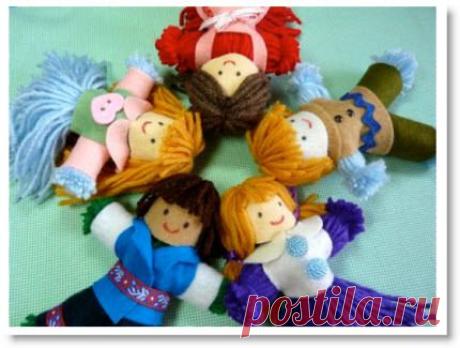 How to Make Yarn and Felt Folks | Felting | CraftGossip.com