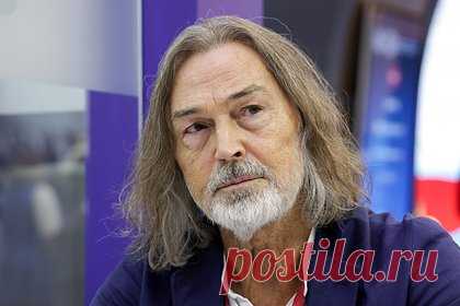 Никас Сафронов дал совет Киркорову насчет памятника отцу Бедросу