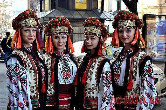 Шануймося... бо ми того варті! СЛАВА НАЦІЇ!