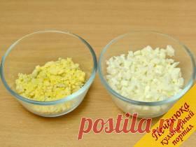 Салат с кальмарами (пошаговый рецепт с фото) — Кулинарный портал Печенюка