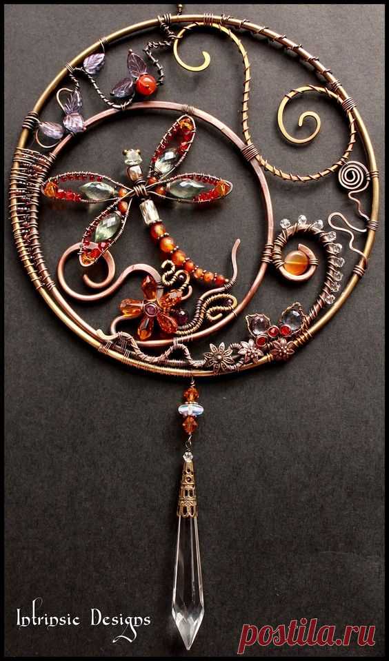 Gemstone, Swarovski, wire wrapped Dragonfly Suncatcher | Náramky a náušnice