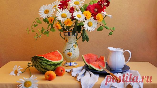 Скачать обои натюрморт, стол, нож, кувшин, ваза, раздел разное в разрешении 1920x1080